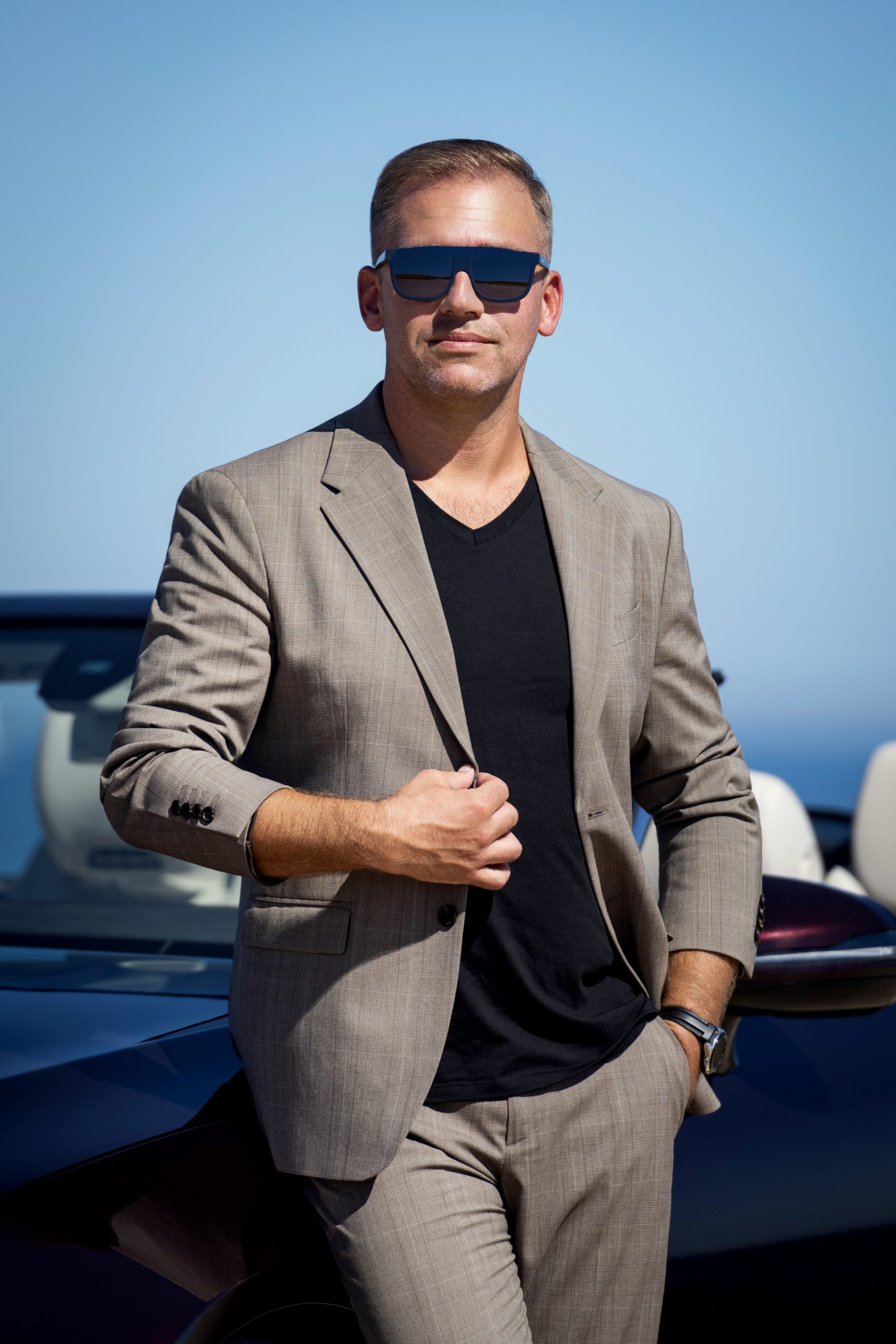 kontakt, Kontakt z nami