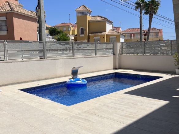 zameldowanie w Hiszpanii, San Miguel de Salinas &ndash; ciekawostki, kt&oacute;re pokochają inwestorzy nieruchomości