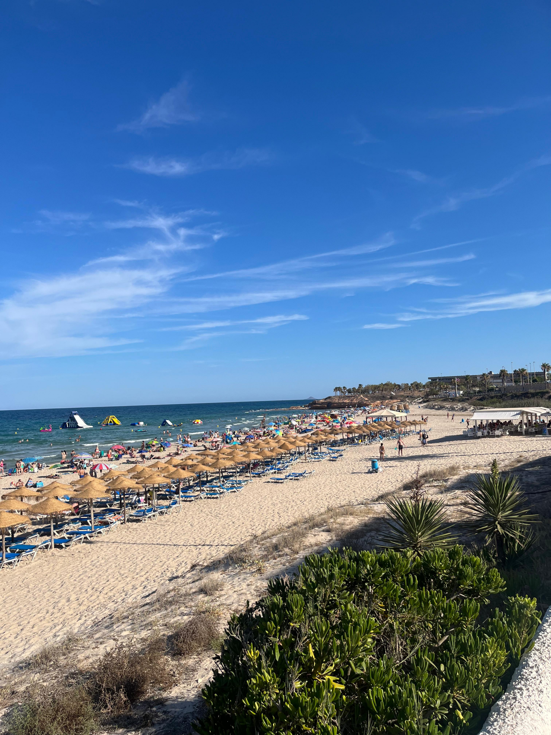 nieruchomości w Pilar de la Horadada, Pilar de la Horadada – miasto, które żyje cały rok i przyciąga kupujących nieruchomości